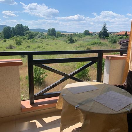 Apartment At St. Nicholas Complex-Igora Chernomorets Luaran gambar